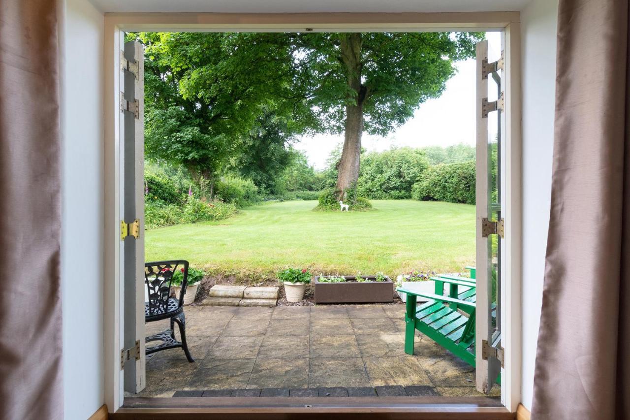 Finest Retreats - The Cottage - Luxury 1 Bed Cottage Rhydymwyn Екстериор снимка